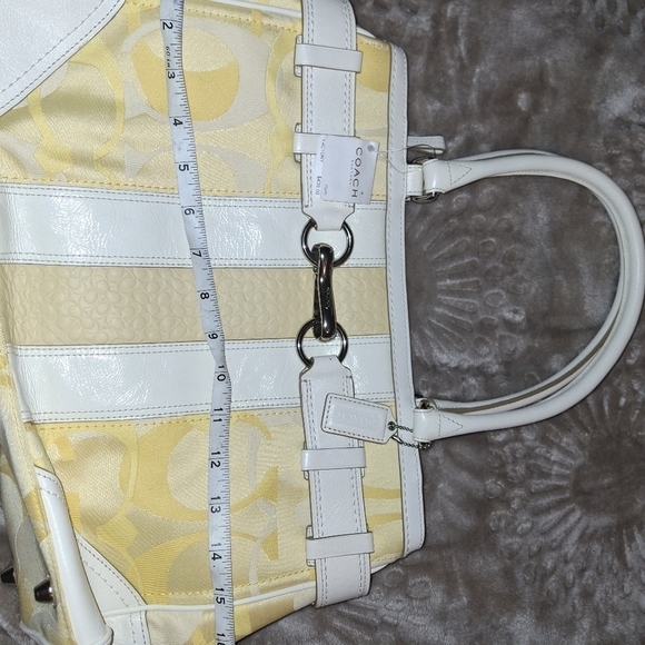 Coach Handbag - Picture 9 of 13